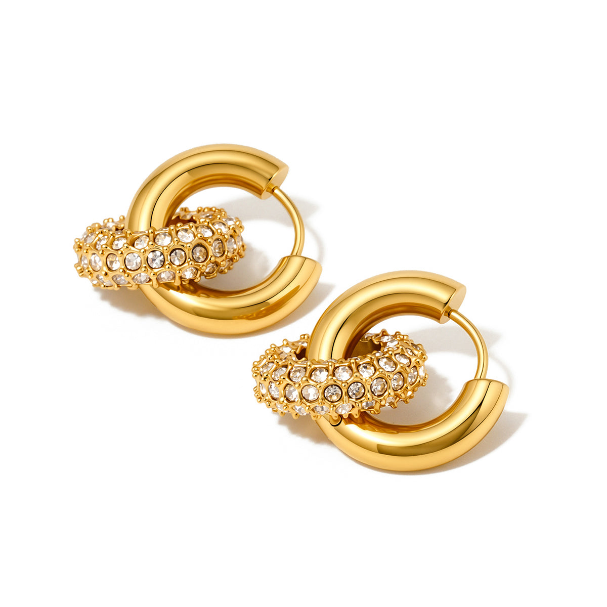 Ivy Interlock Hoop Earring - WATERPROOF - Image 5