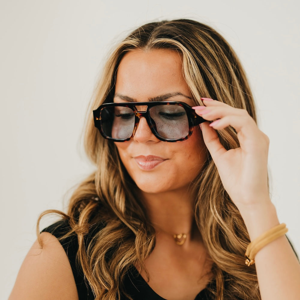 Ellen Retro Square Pilot Sunglasses - Image 3