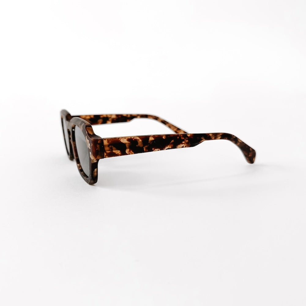 Blocky Square Retro Sunglasses - Image 12