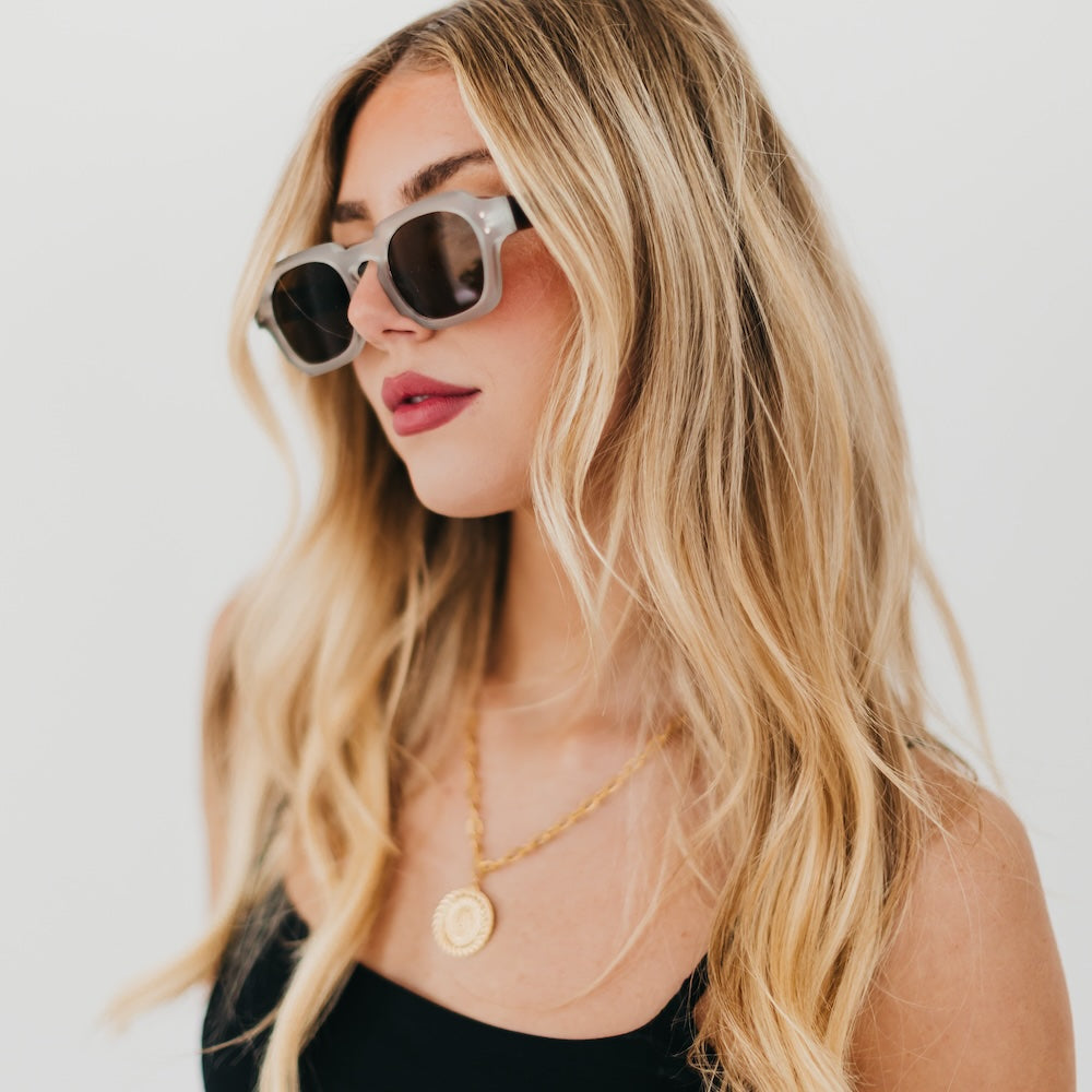 Blocky Square Retro Sunglasses - Image 5