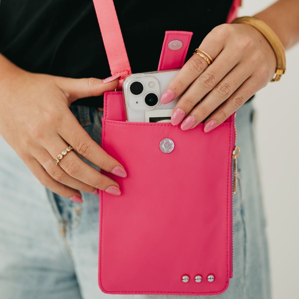 Nyla Nylon Phone Bag - Image 5