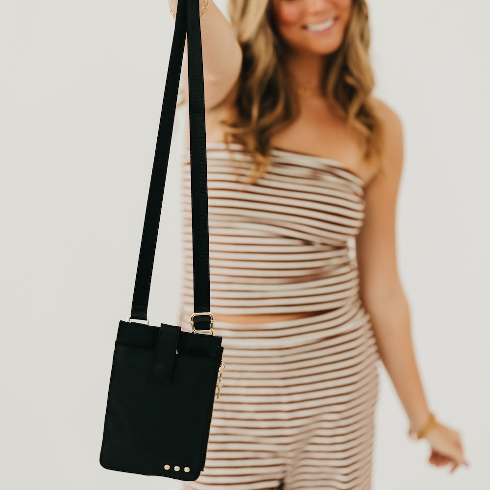 Nyla Nylon Phone Bag - Image 4